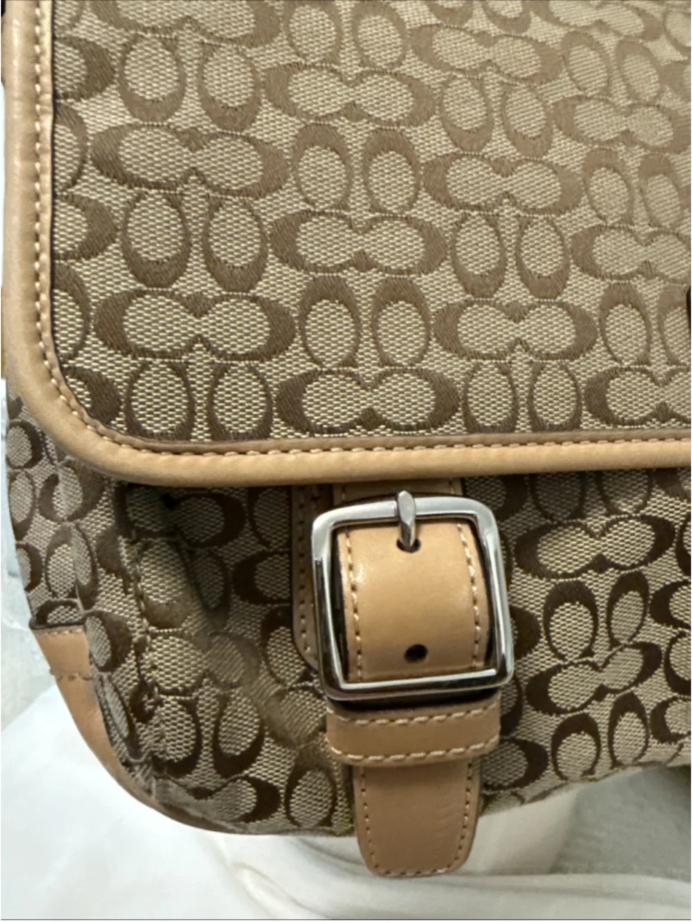 Coach Signature Pleated Canvas Flap Messenger Crossbody Bag Khaki White